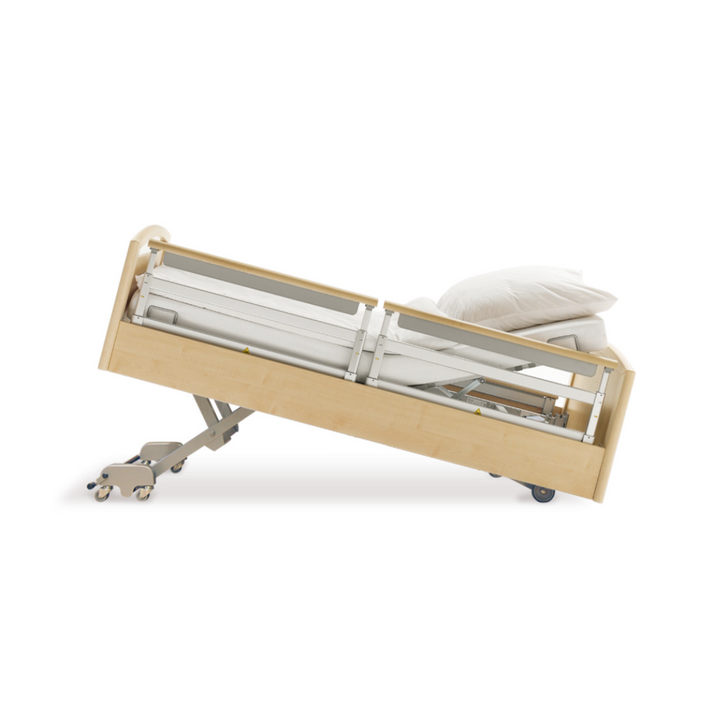 Discover key benefits of the SafeFree bed system adjustable height, pressure relief, smart controls, and easy extension for better patient care.