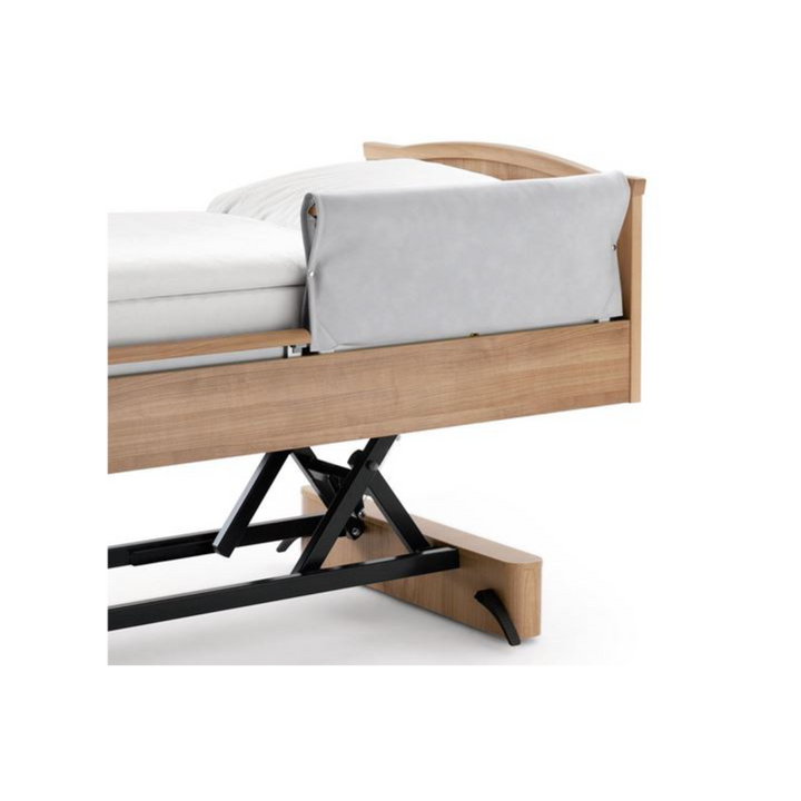 Closes the gaps between the side rail guards and gives residents some protection if they are restless and throw their limbs against the side of the bed. Designed for use on a bed that has the 4-part side guards.